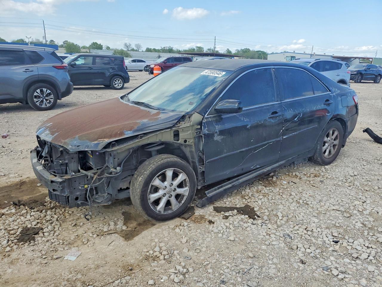 2011 TOYOTA CAMRY