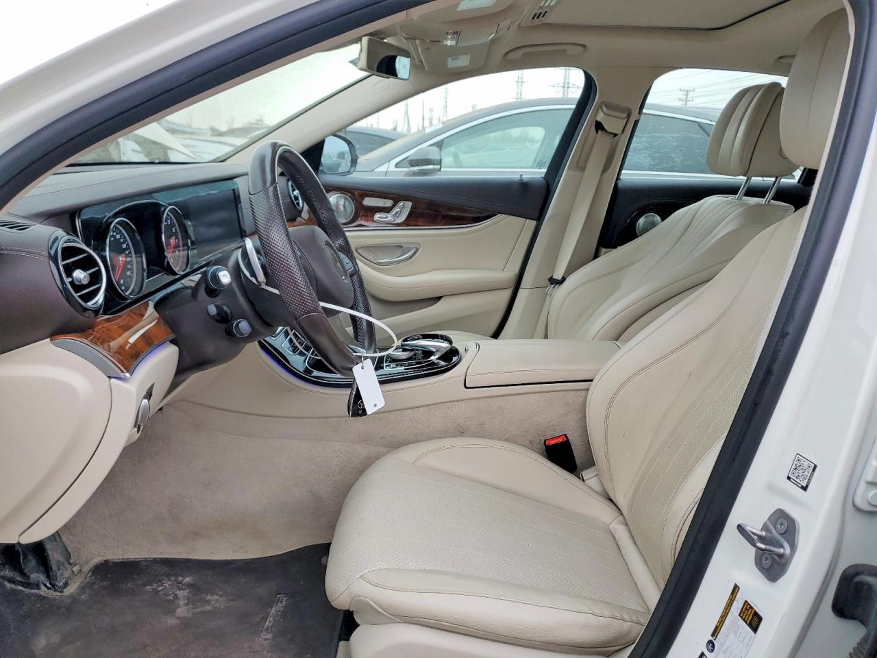 2017 MERCEDES-BENZ E 300 4MATIC photo 7