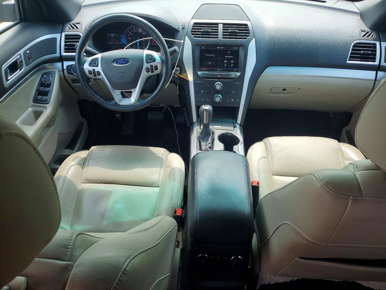 2015 FORD EXPLORER XLT photo 15