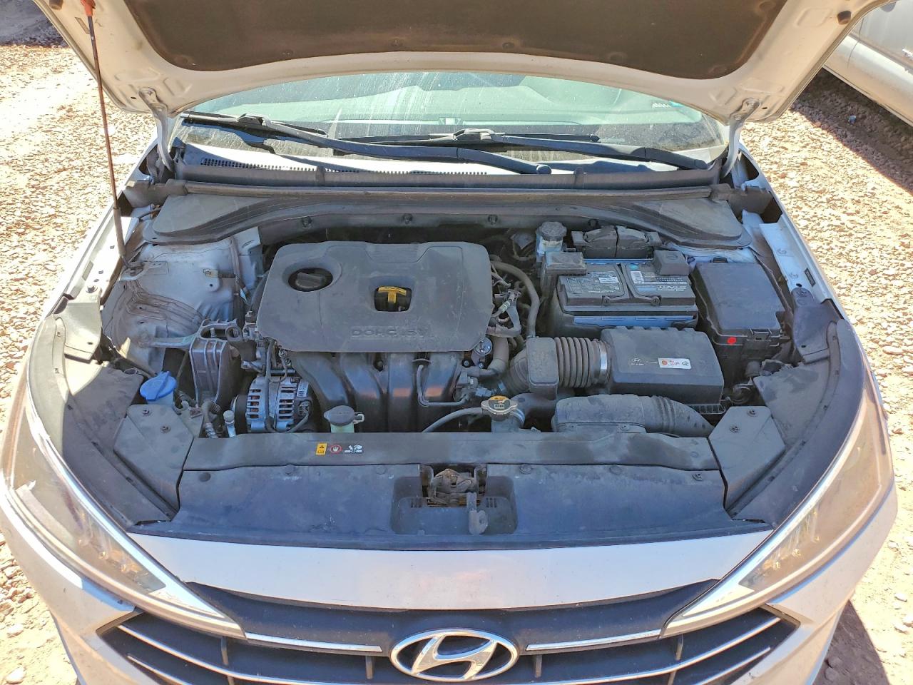 2019 HYUNDAI ELANTRA SEL photo 21