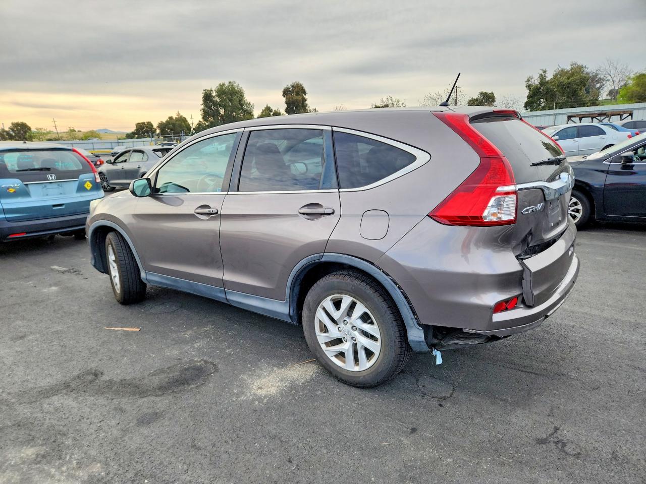 2016 HONDA CR-V EX photo 3