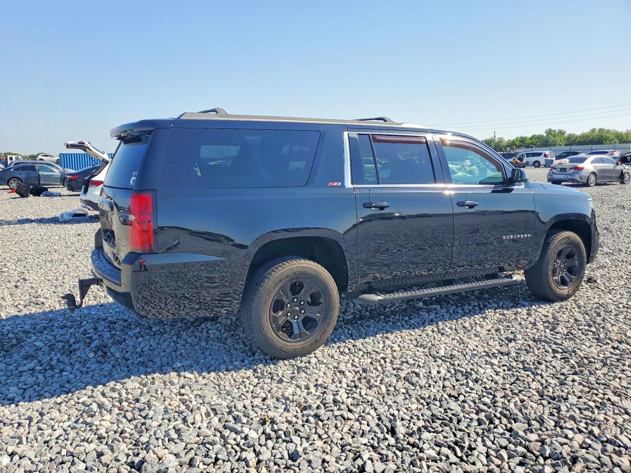 2018 CHEVROLET SUBURBAN K1500 LT photo 7