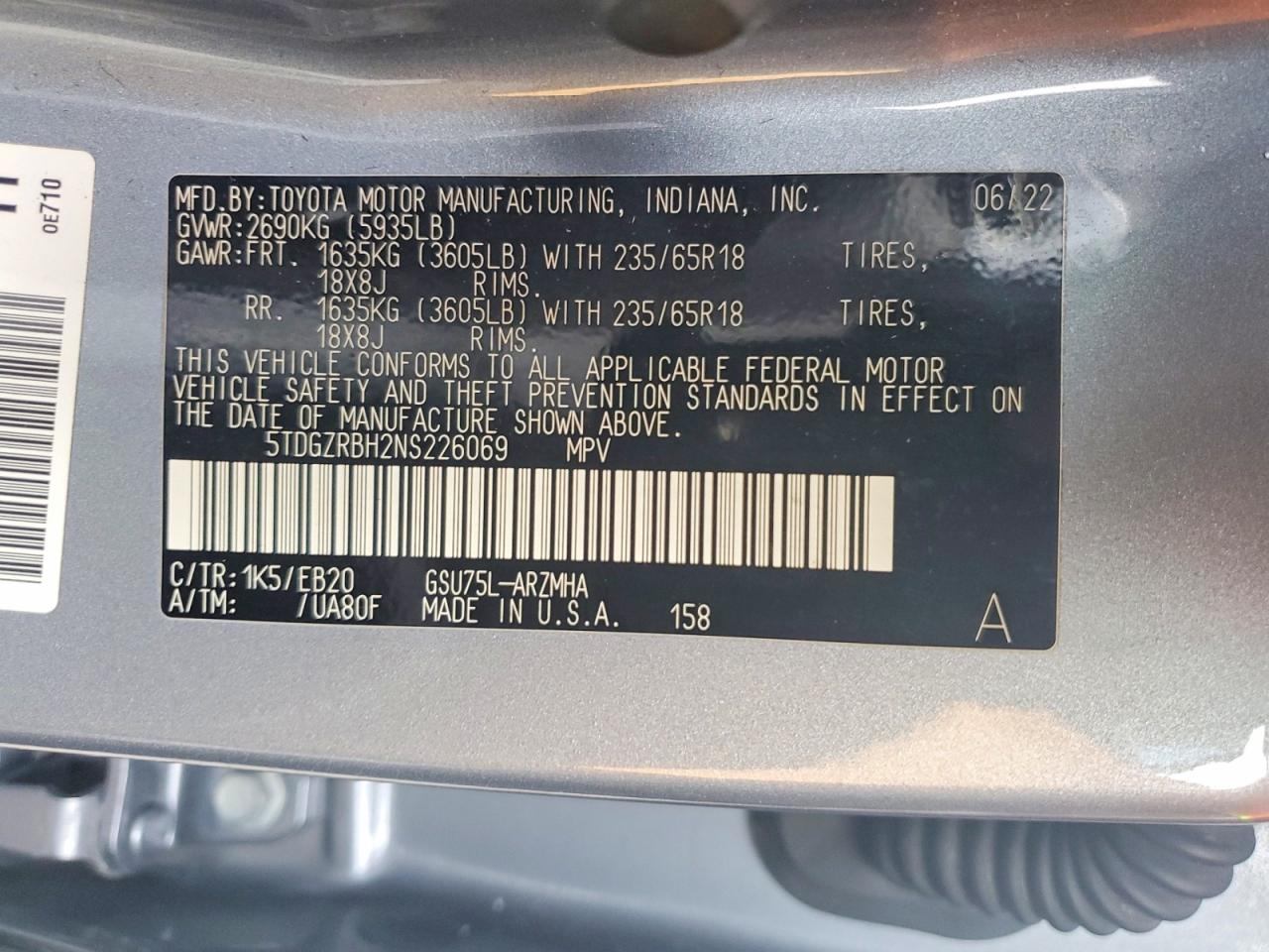 2022 TOYOTA HIGHLANDER XLE photo 25