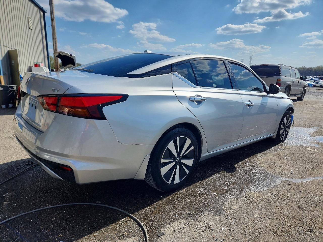 2019 NISSAN ALTIMA 2.5 SV photo 3