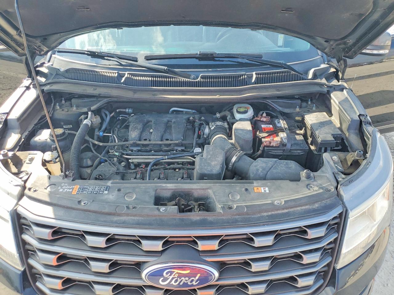 2017 FORD EXPLORER XLT photo 23