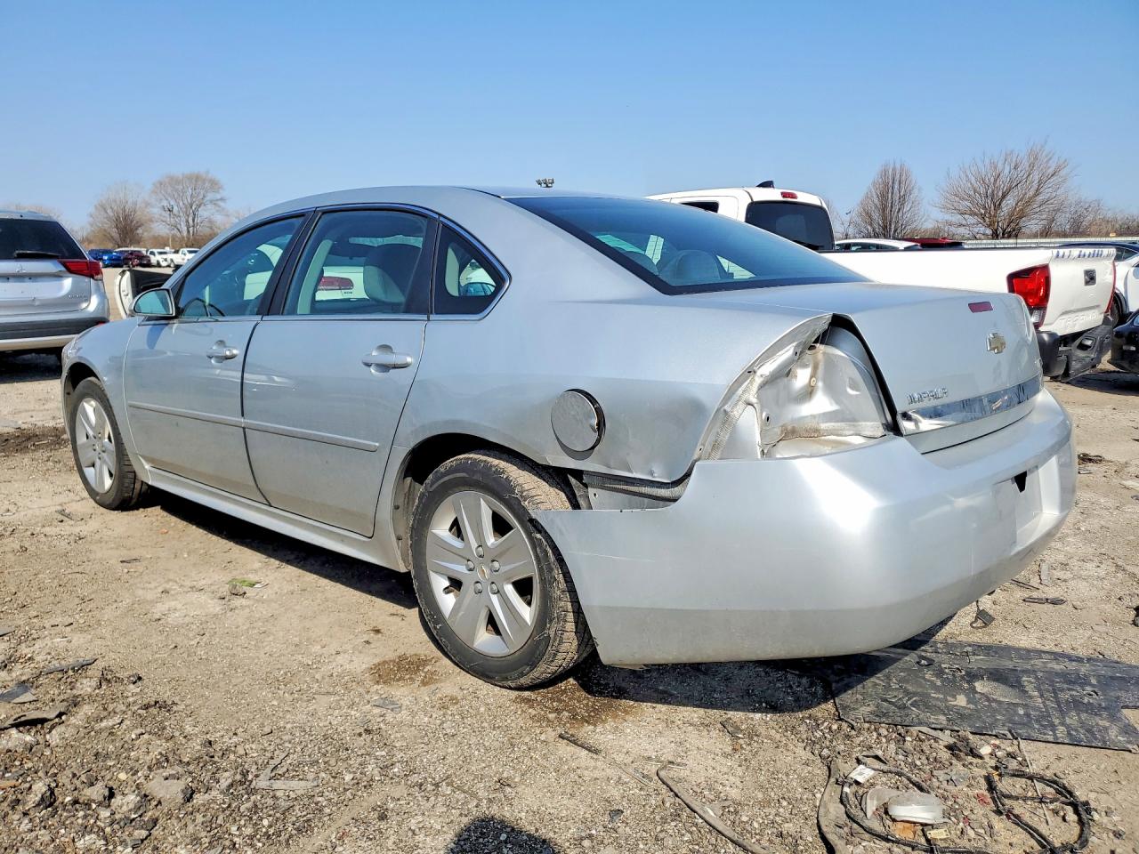 2011 CHEVROLET IMPALA LS photo 3