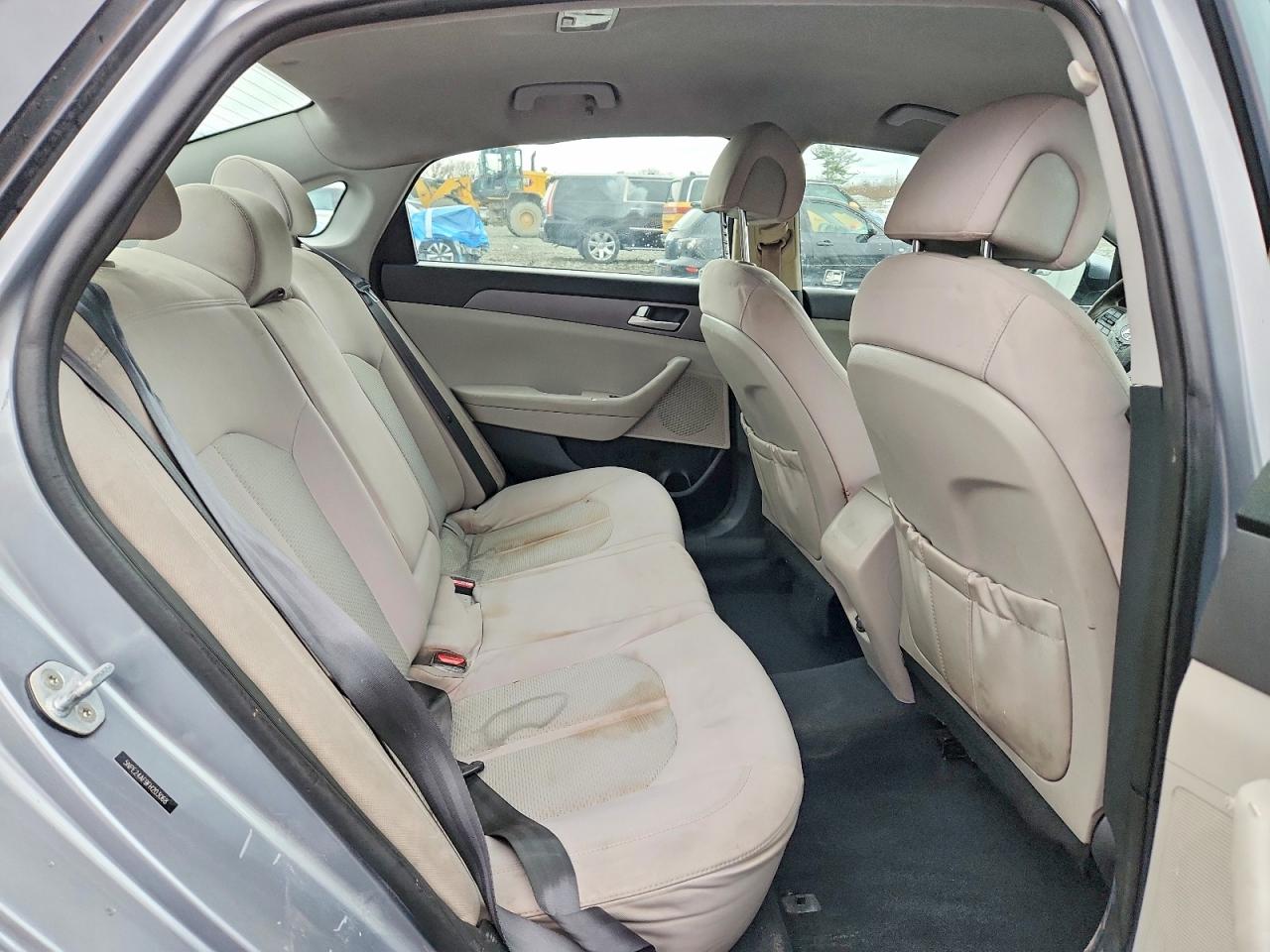 2015 HYUNDAI SONATA SE photo 19
