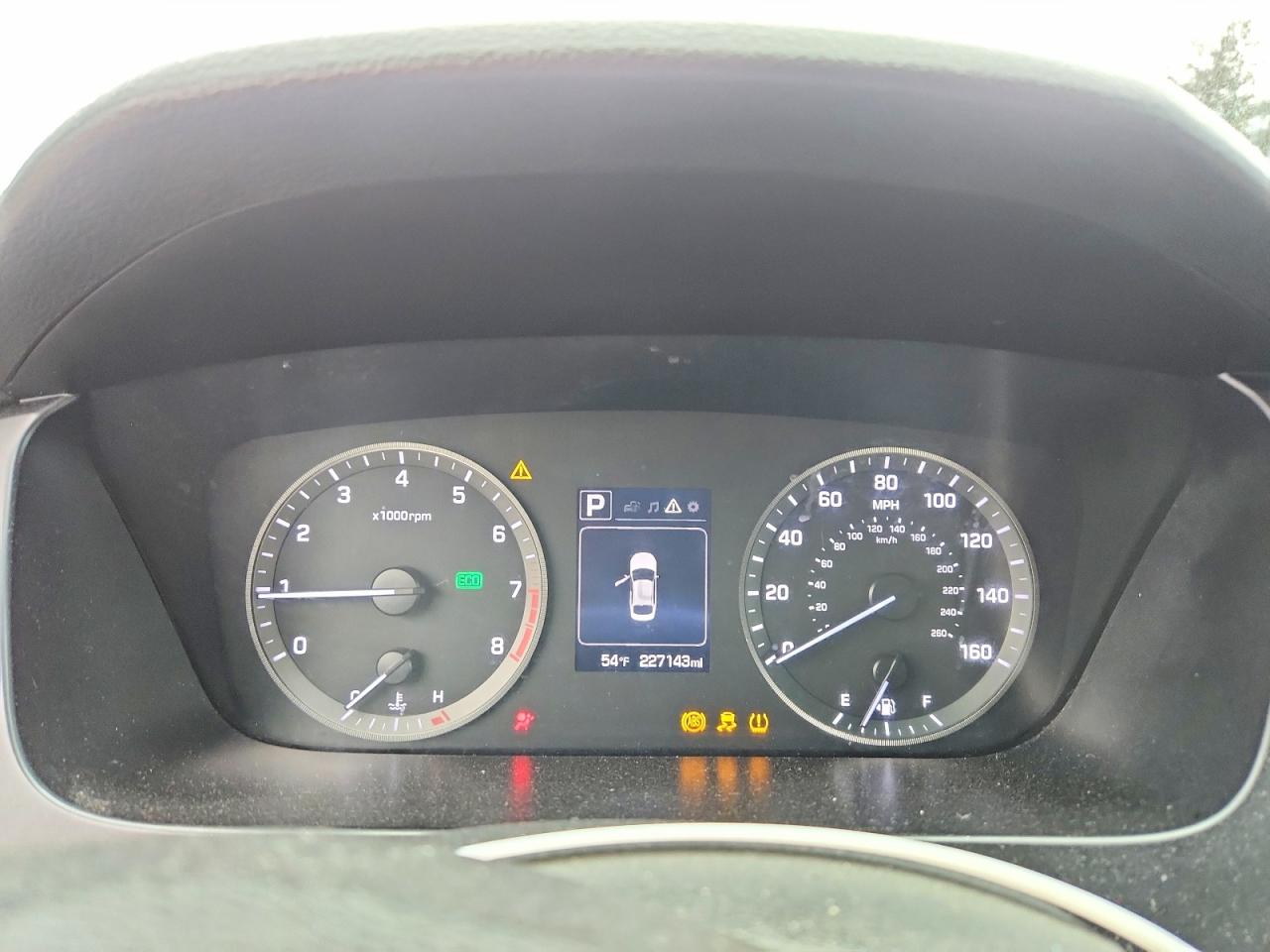 2015 HYUNDAI SONATA SE photo 17