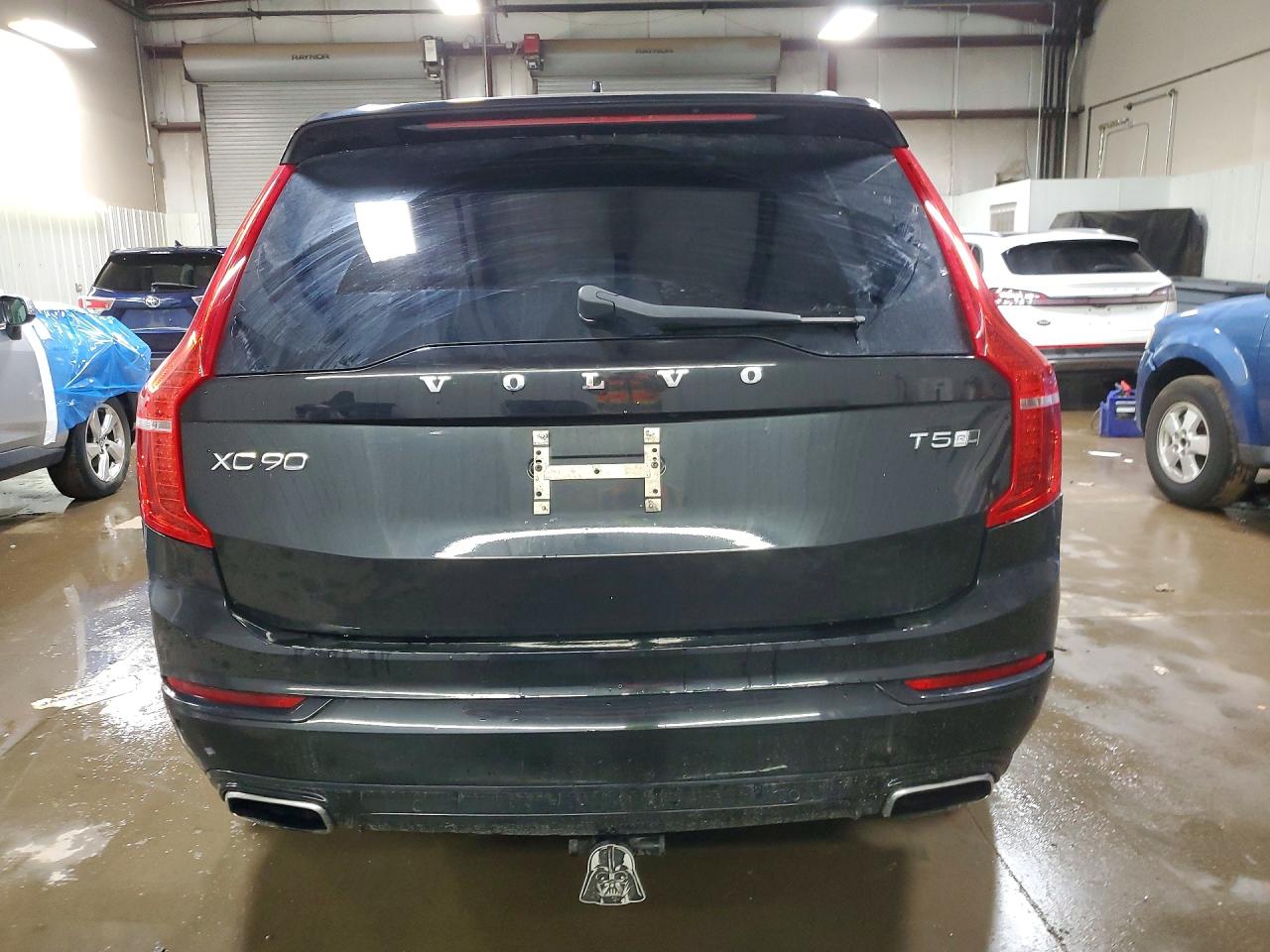 2018 VOLVO XC90 T5 photo 11