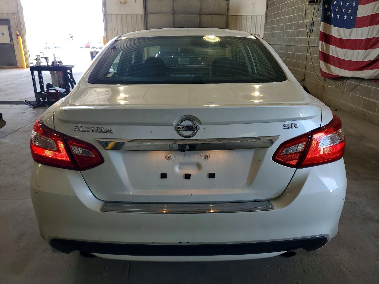 2016 NISSAN ALTIMA 2.5 SR photo 11