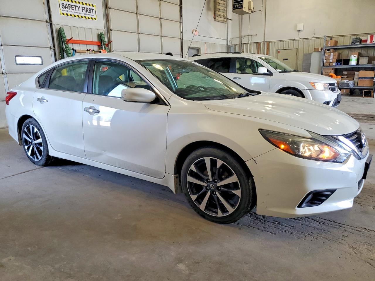 2016 NISSAN ALTIMA 2.5 SR photo 7