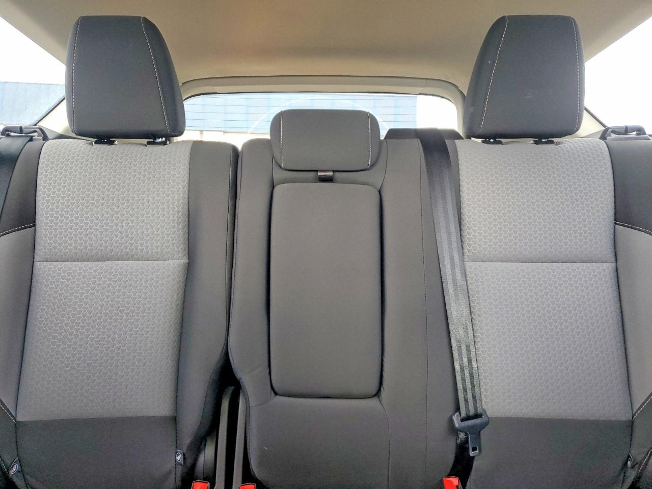 2017 FORD ESCAPE SE photo 19