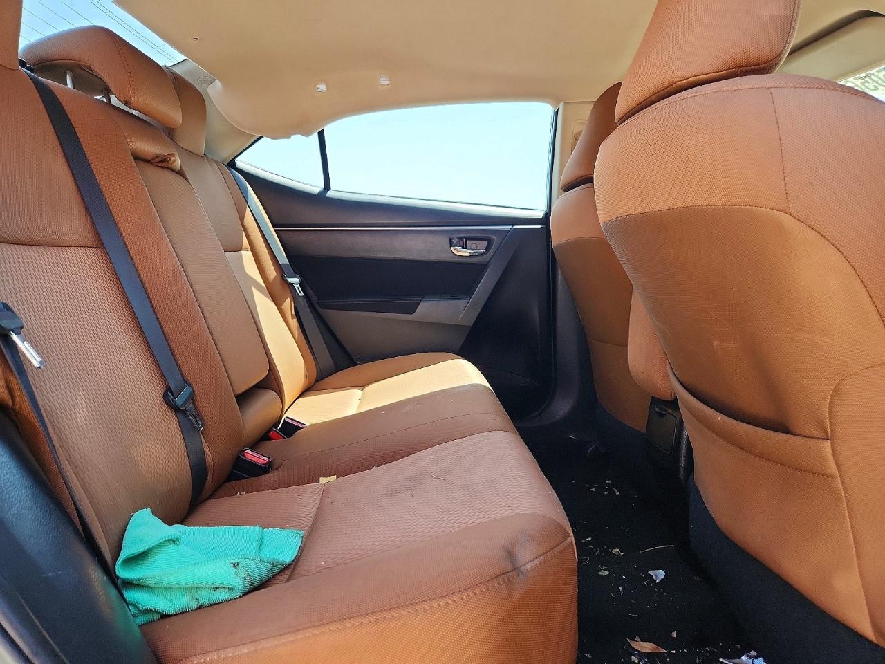 2015 TOYOTA COROLLA LE photo 28