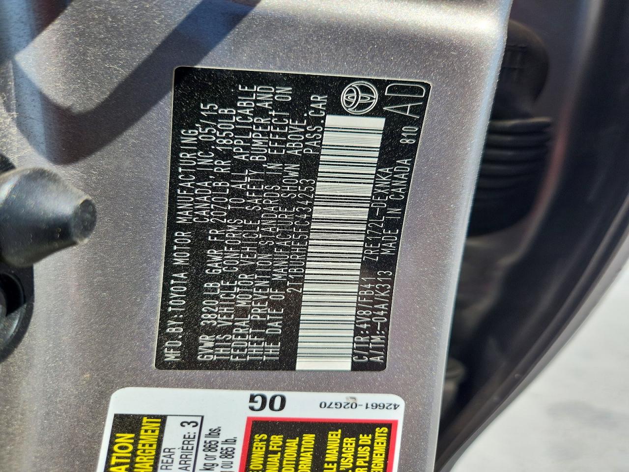 2015 TOYOTA COROLLA LE photo 37