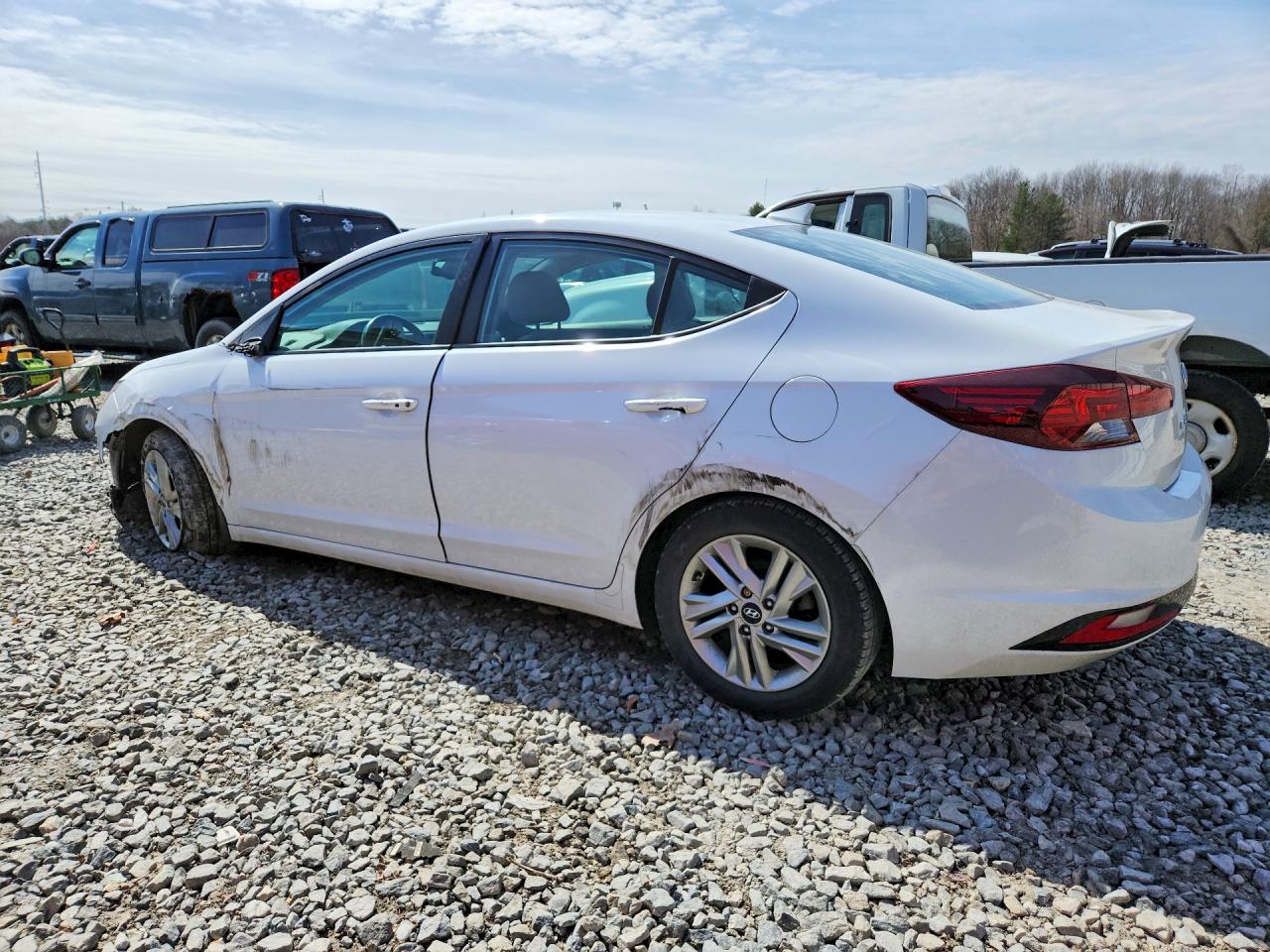 2020 HYUNDAI ELANTRA VALUE EDITION photo 4