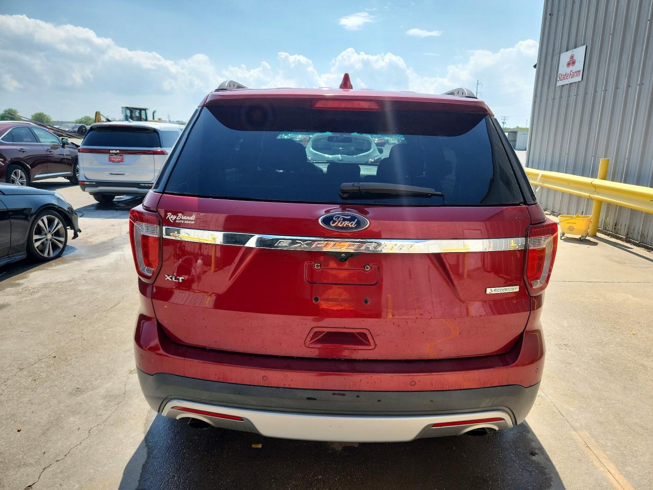 2017 FORD EXPLORER XLT photo 6