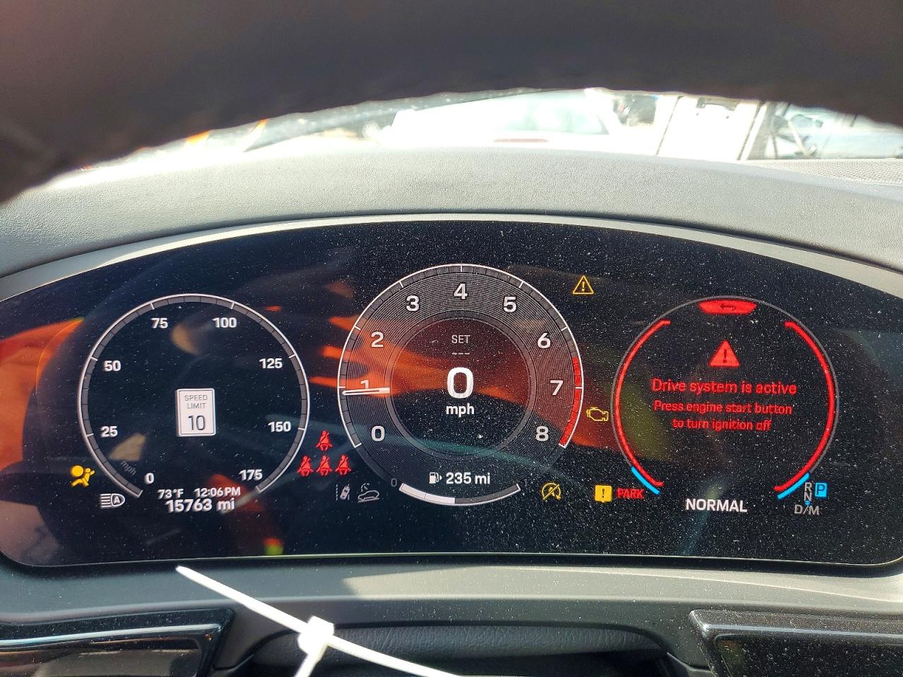2025 PORSCHE CAYENNE COUPE photo 25