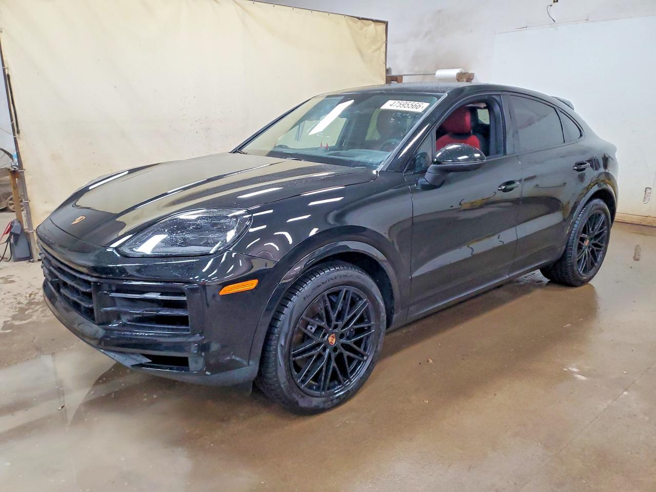 2025 PORSCHE CAYENNE