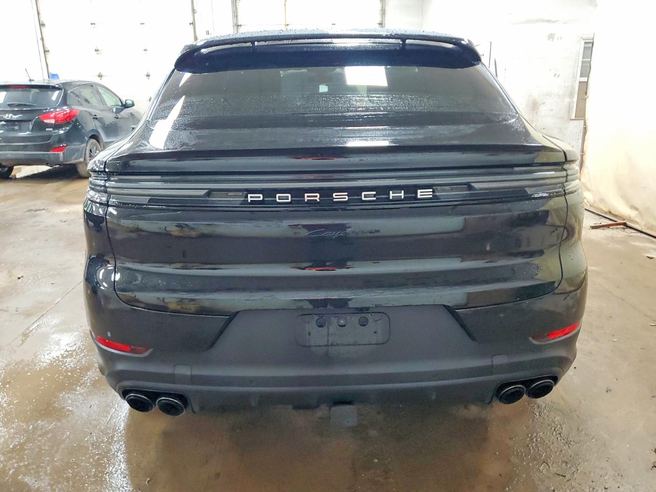 2025 PORSCHE CAYENNE COUPE photo 16