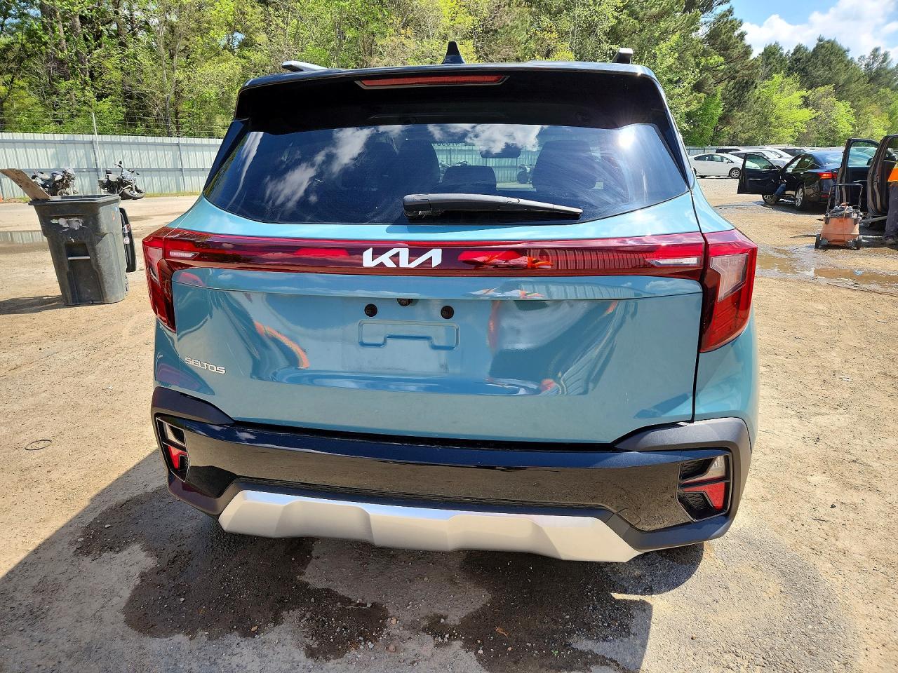 2025 KIA SELTOS S photo 11