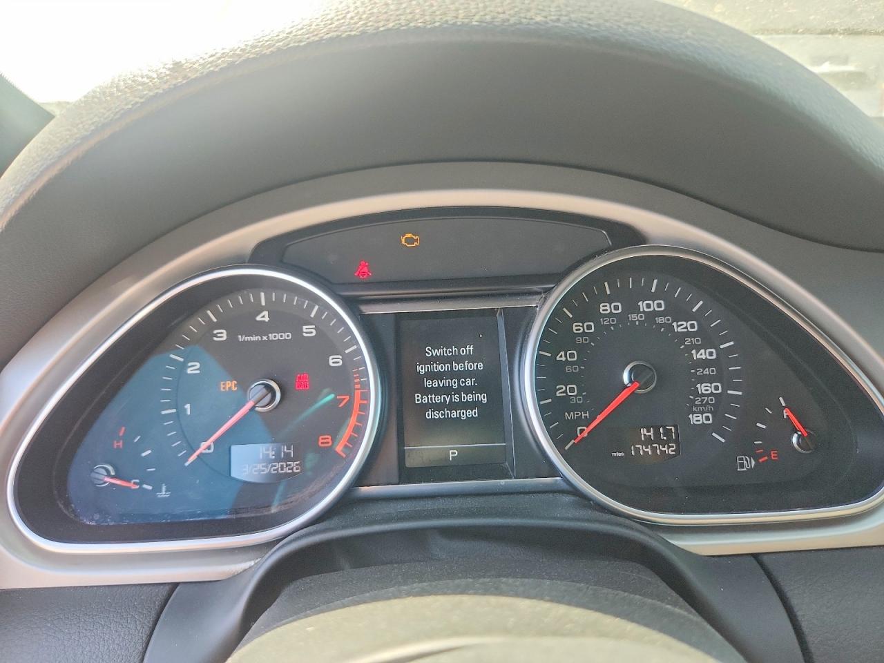 2015 AUDI Q7 photo 25