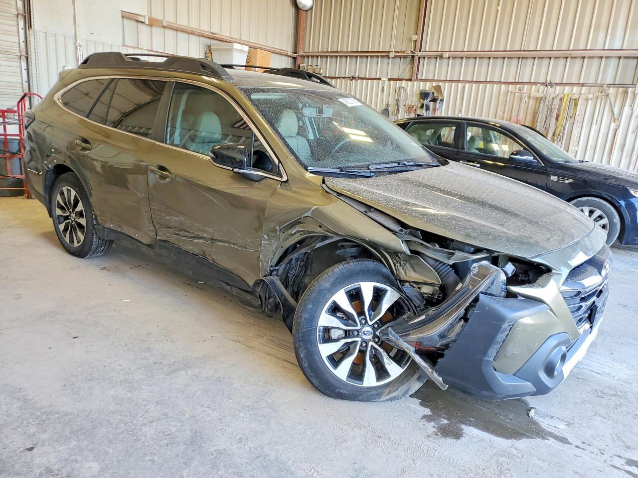 2023 SUBARU OUTBACK photo 4