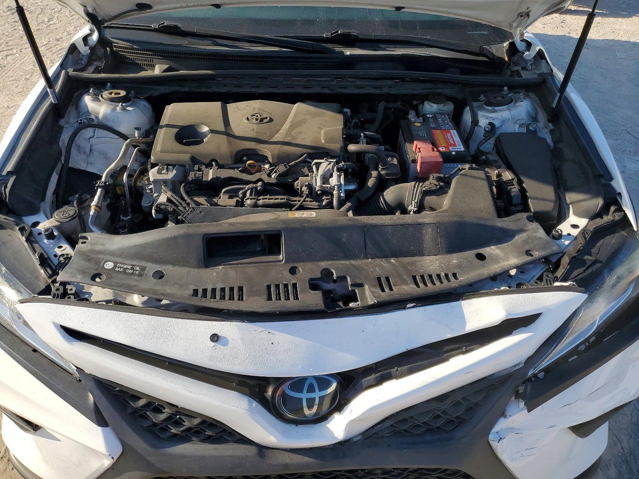 2020 TOYOTA CAMRY SE photo 11