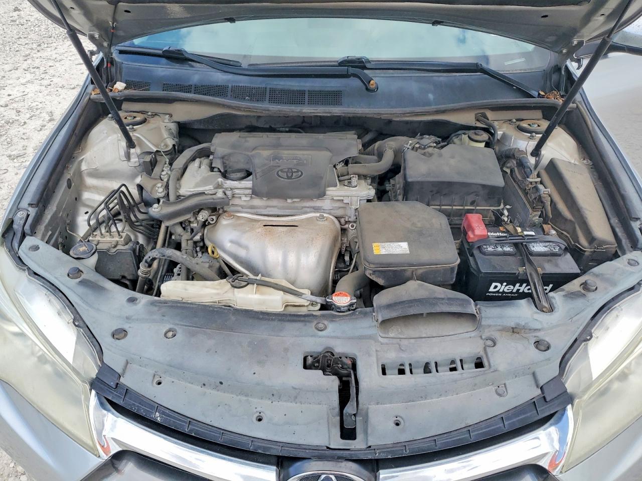 2016 TOYOTA CAMRY XLE photo 21