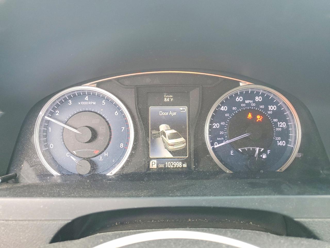 2016 TOYOTA CAMRY XLE photo 17