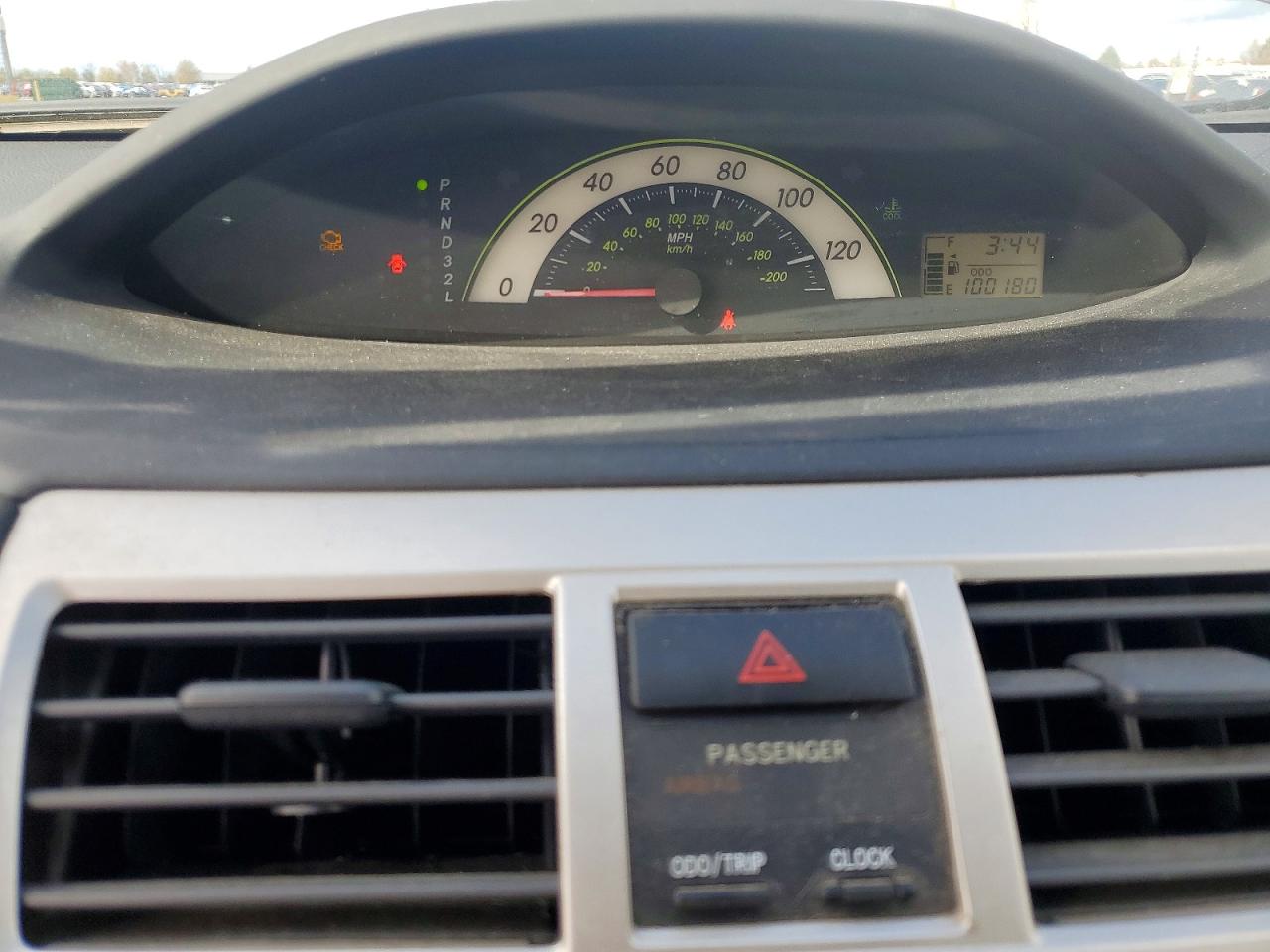 2007 TOYOTA YARIS BASE photo 9