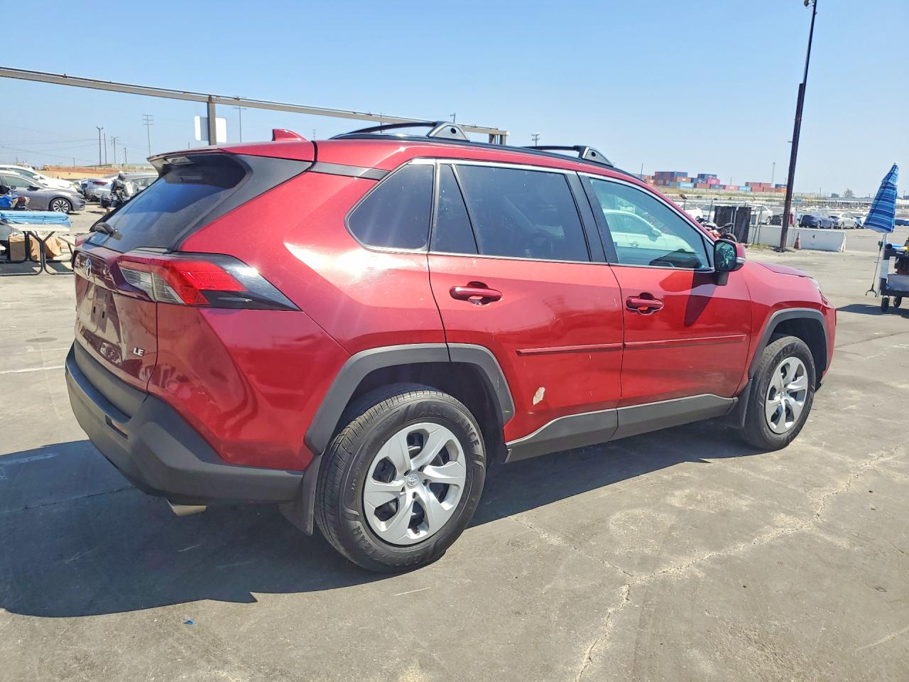 2019 TOYOTA RAV4 LE photo 3