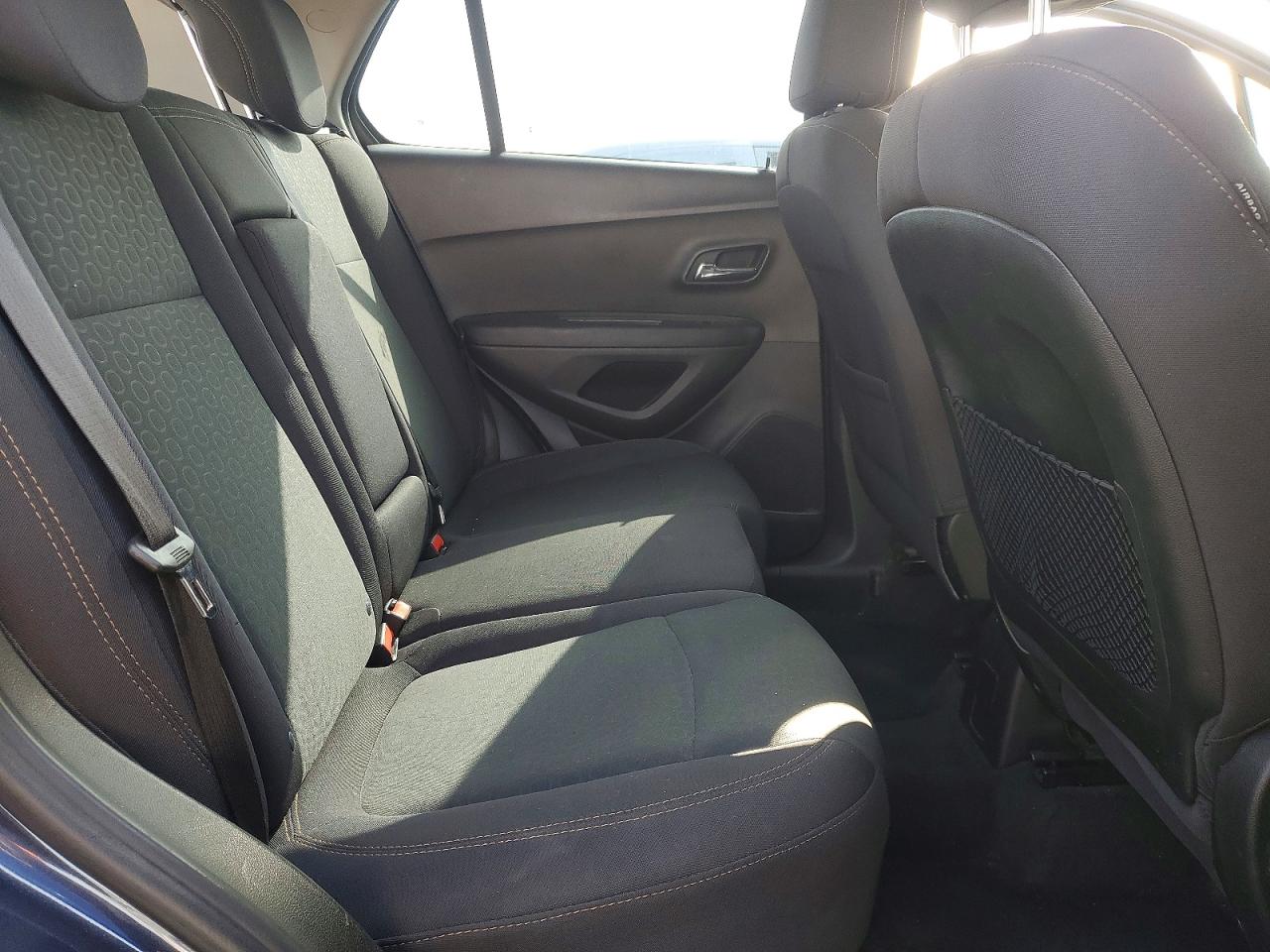 2019 CHEVROLET TRAX LS photo 19