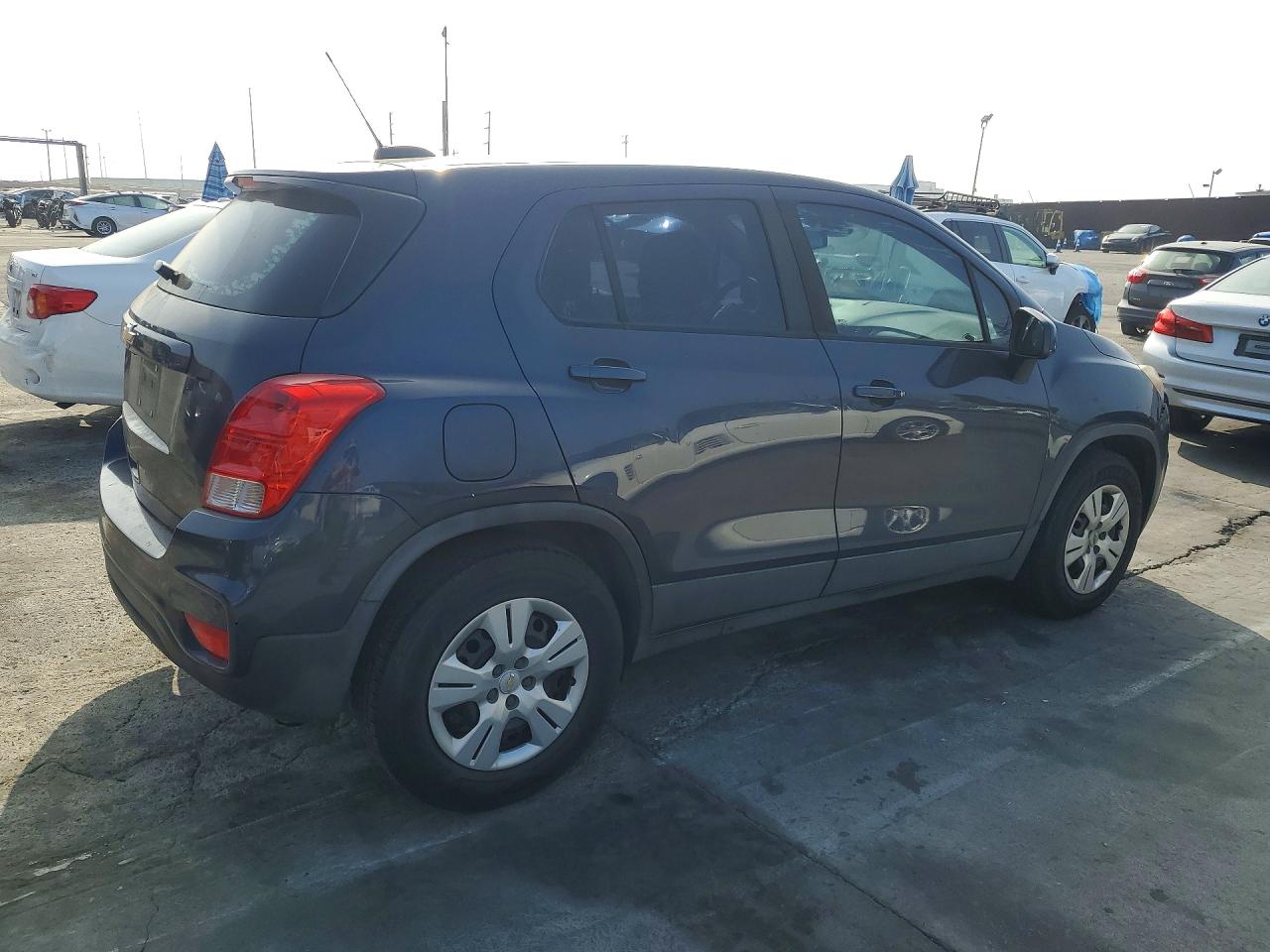 2019 CHEVROLET TRAX LS photo 5