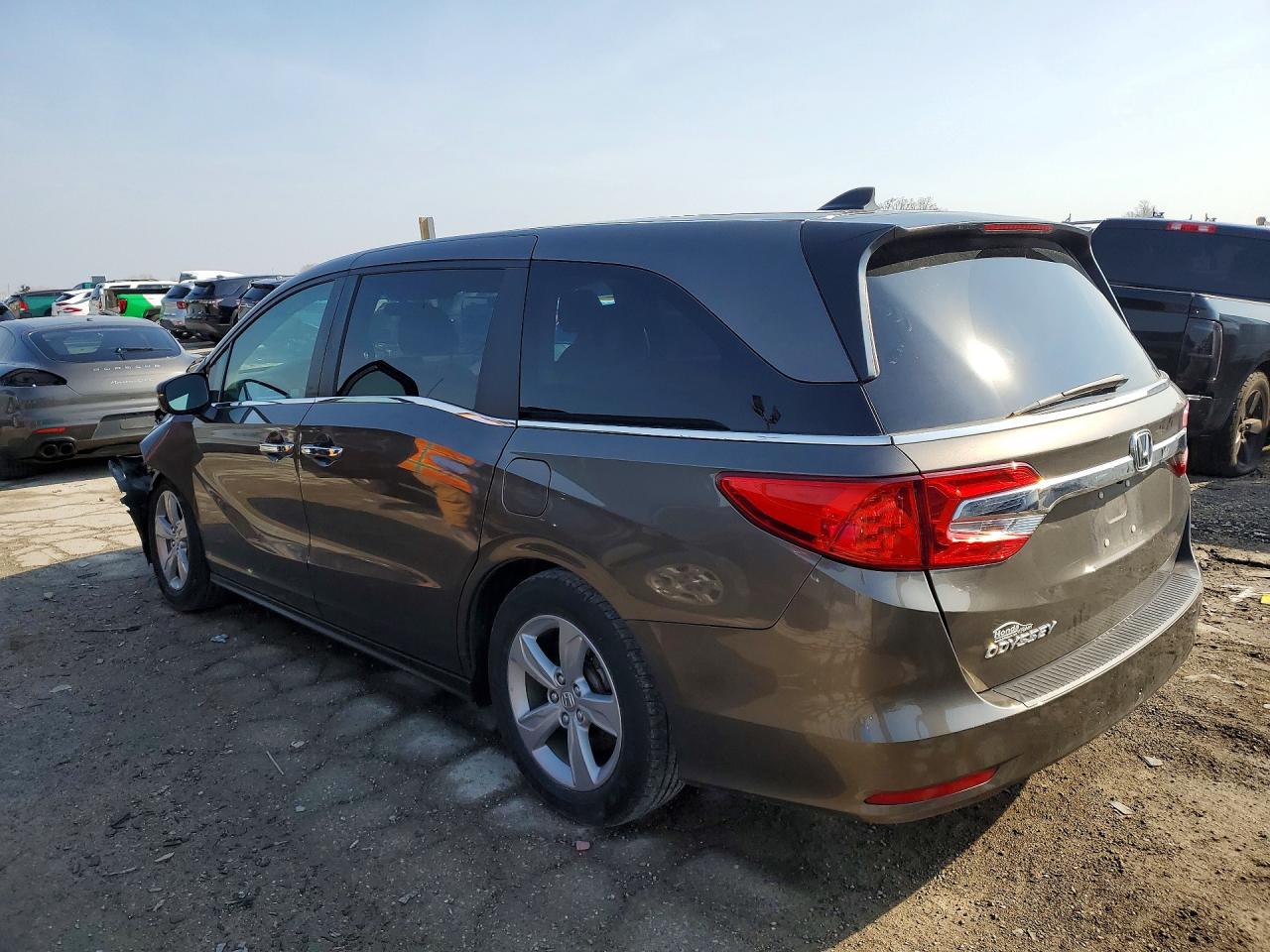 2019 HONDA ODYSSEY EX photo 2
