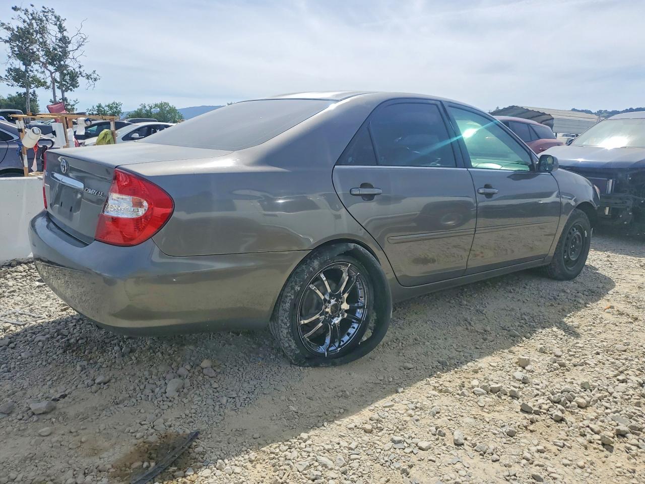 2005 TOYOTA CAMRY LE photo 7