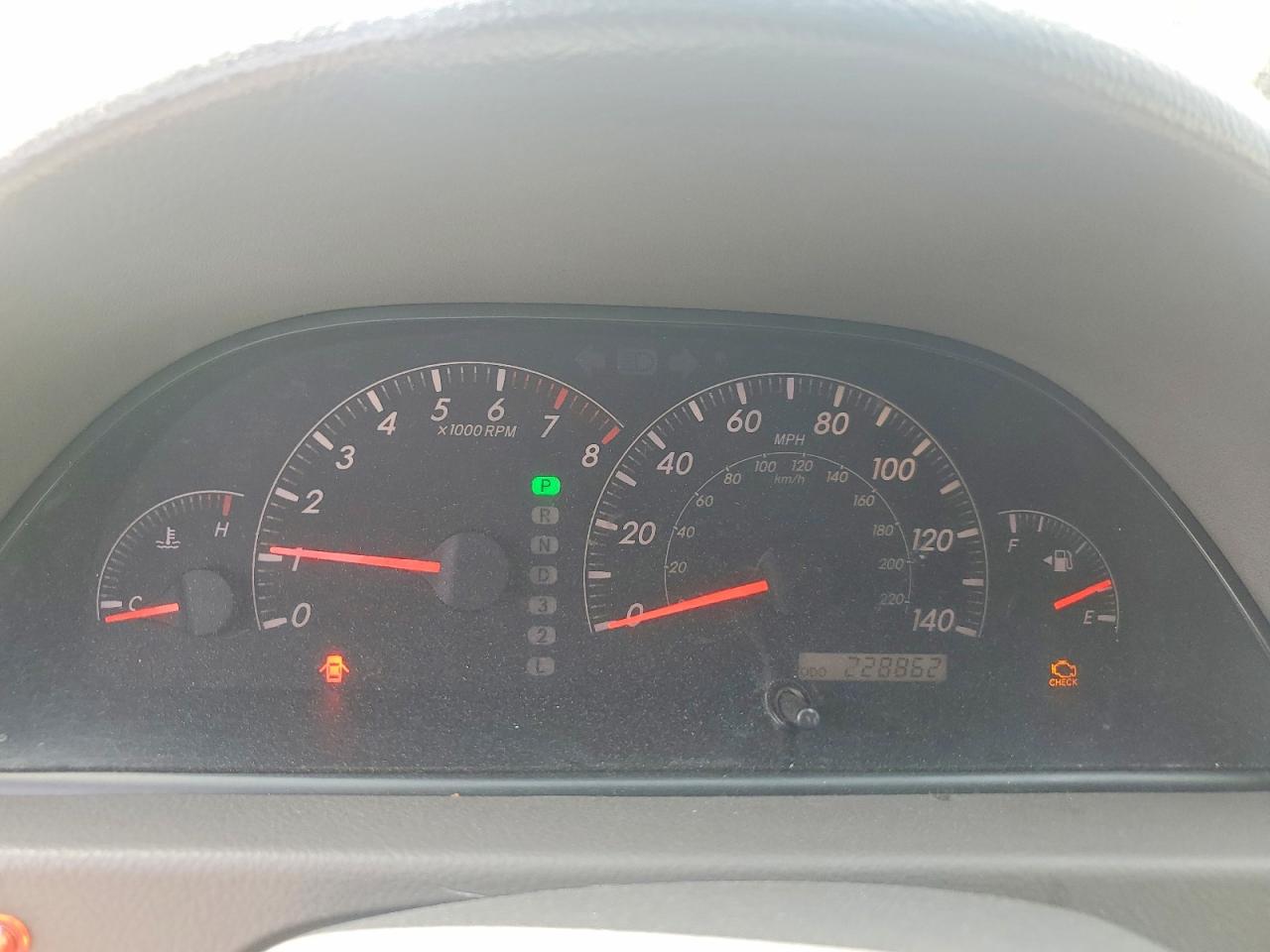 2005 TOYOTA CAMRY LE photo 25
