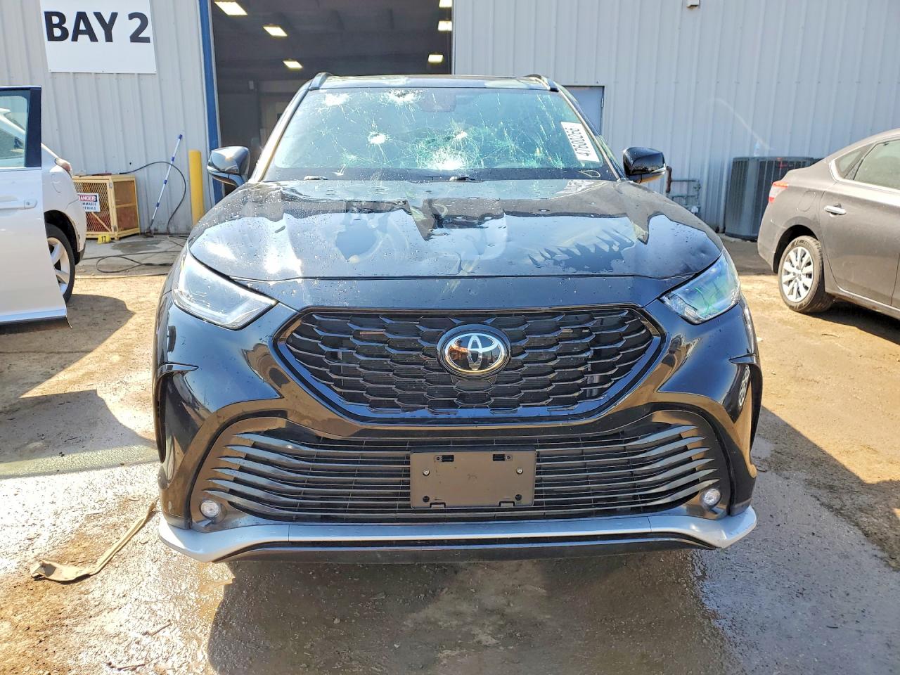 2021 TOYOTA HIGHLANDER XSE photo 5