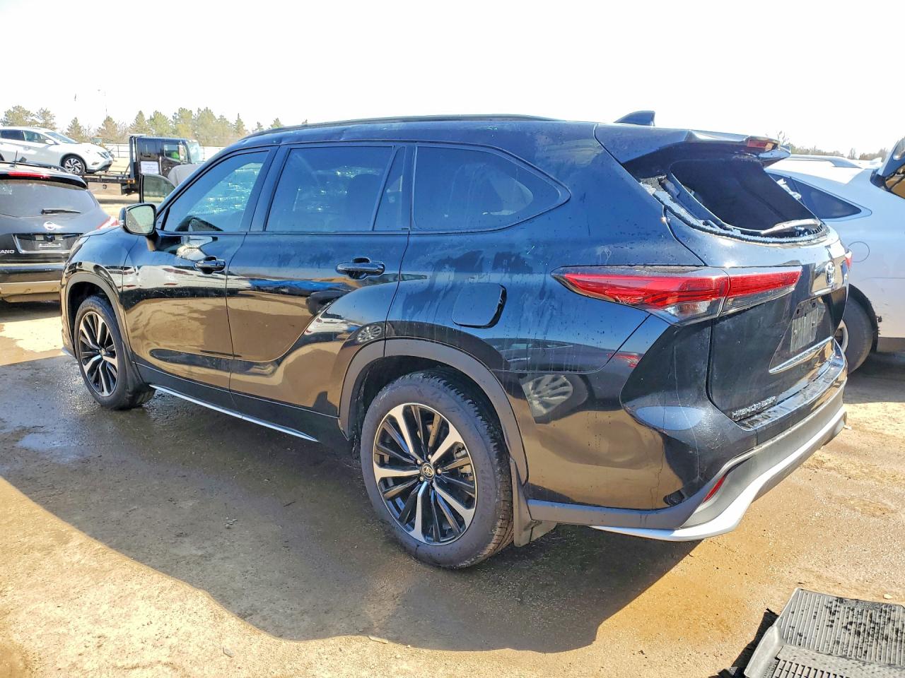 2021 TOYOTA HIGHLANDER XSE photo 2