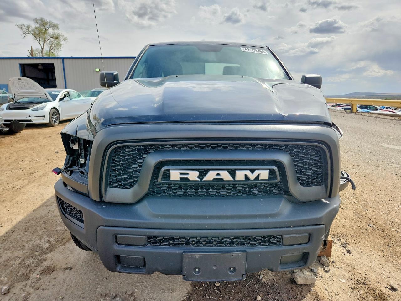 2024 RAM 1500 CLASSIC SLT photo 9