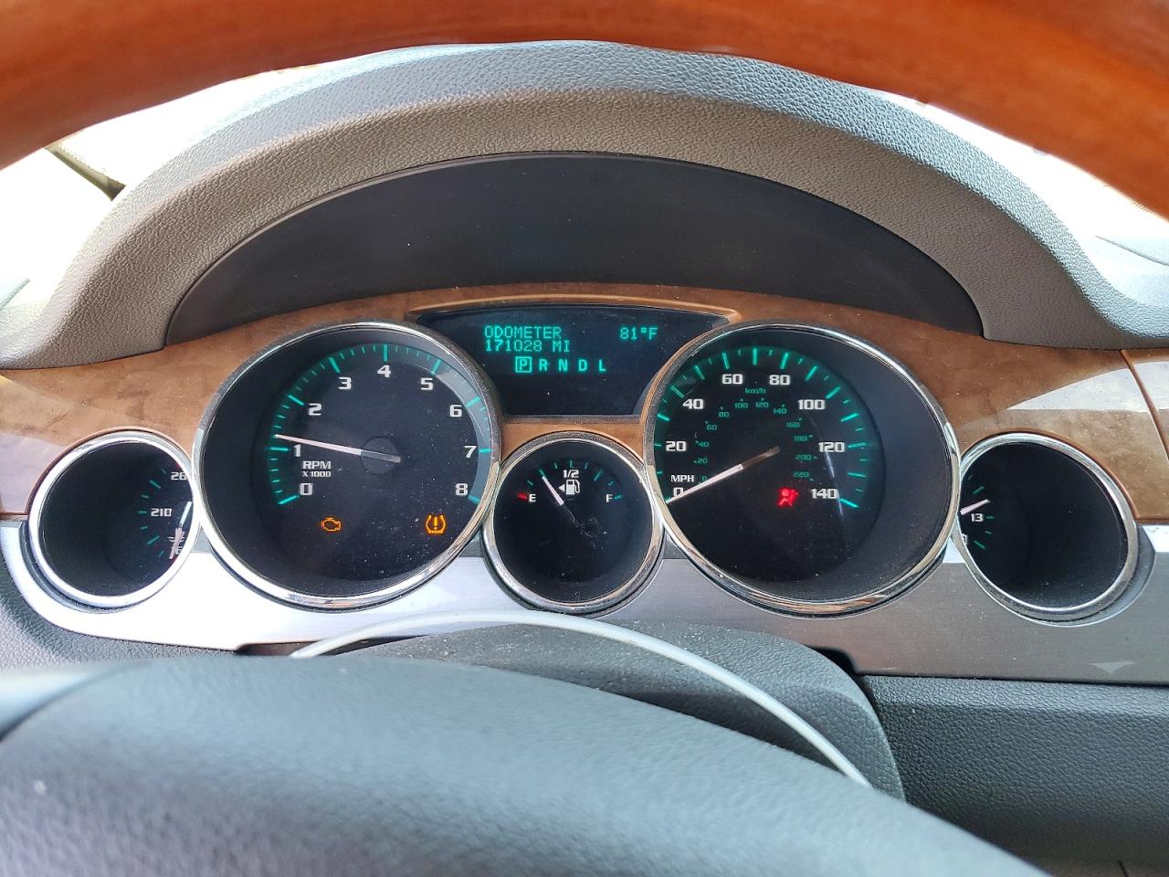 2011 BUICK ENCLAVE CXL photo 17