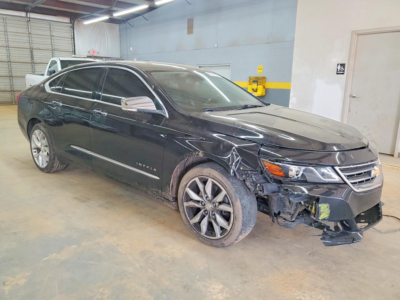 2018 CHEVROLET IMPALA PREMIER photo 4