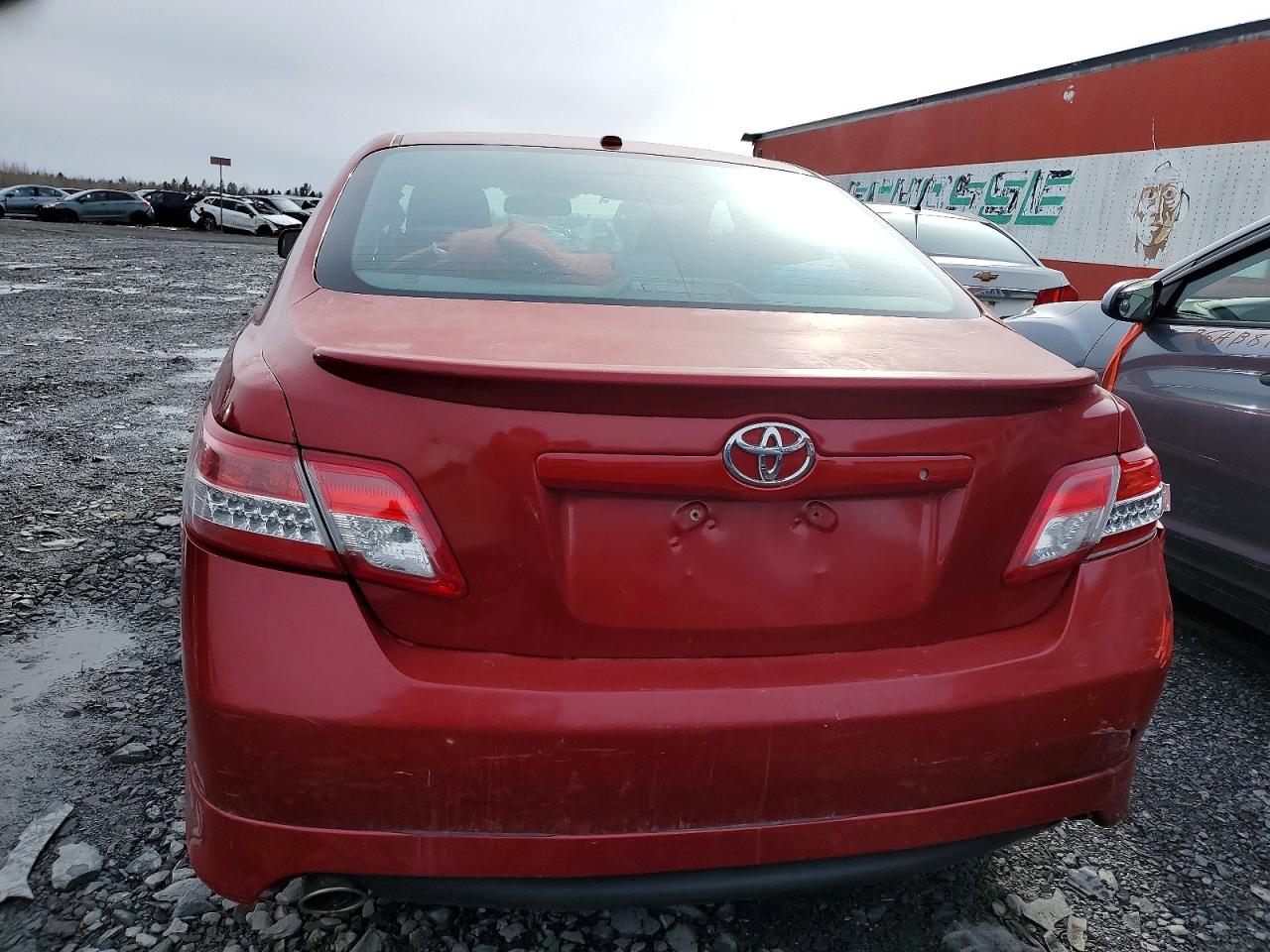 2010 TOYOTA CAMRY BASE photo 11