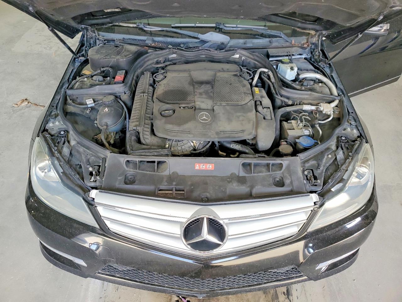 2013 MERCEDES-BENZ C 300 4MATIC photo 31