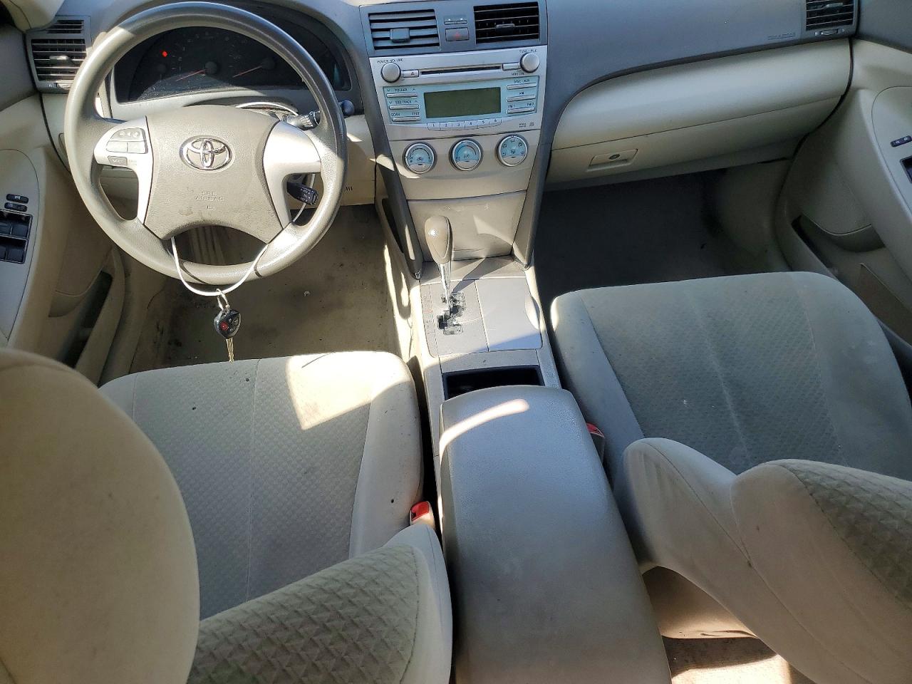 2009 TOYOTA CAMRY LE photo 15