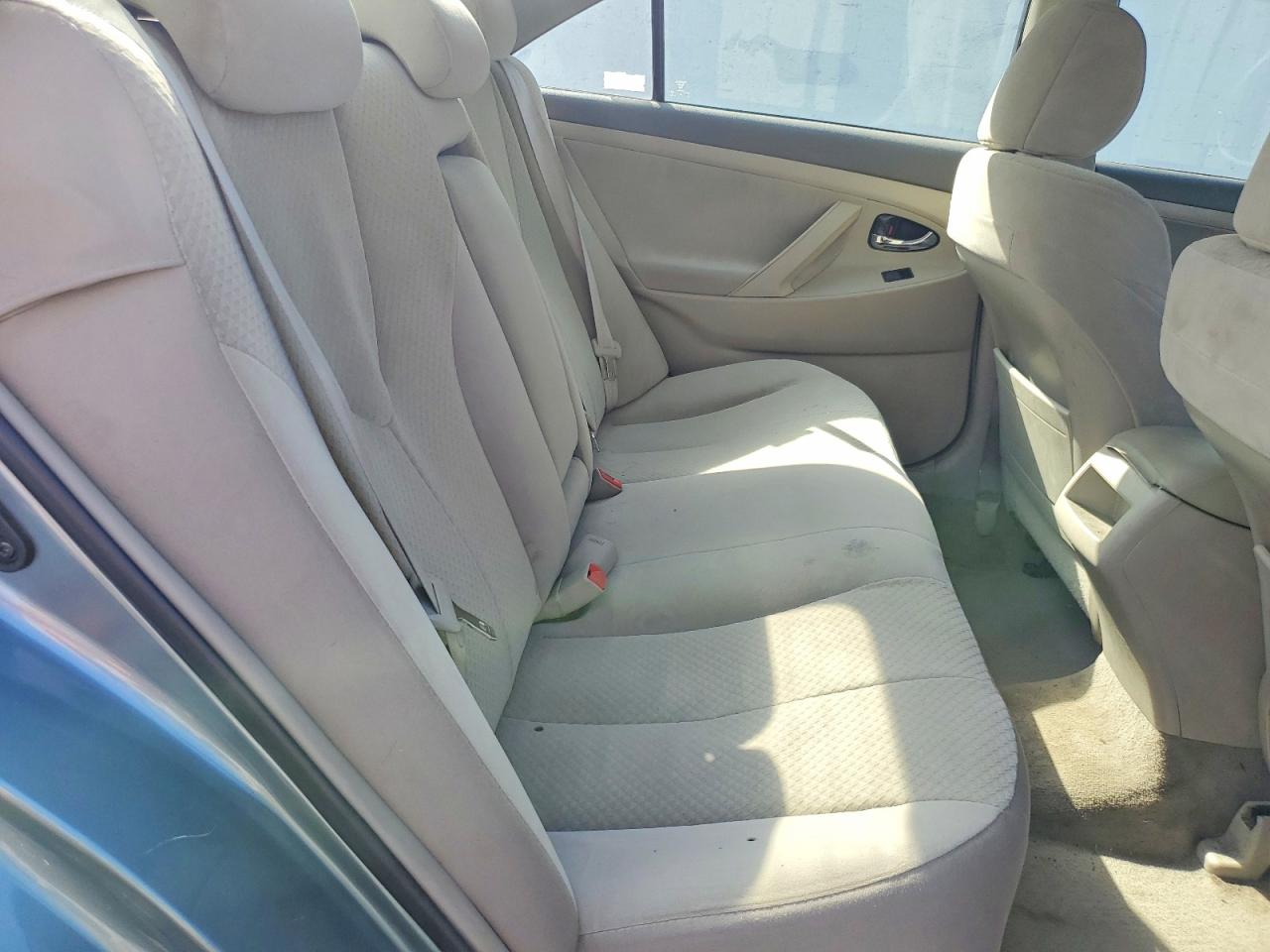 2009 TOYOTA CAMRY LE photo 19