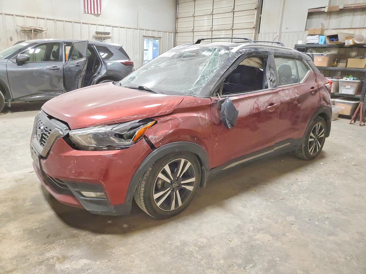2020 NISSAN KICKS