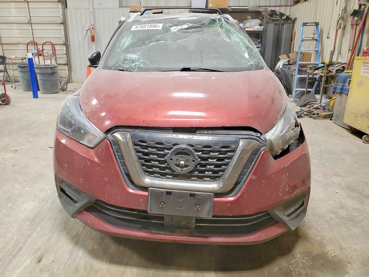2020 NISSAN KICKS SR photo 9
