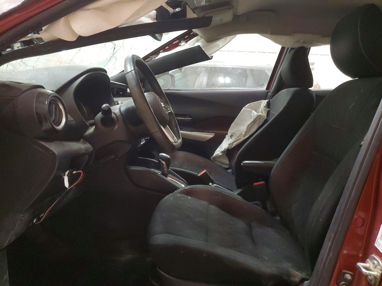 2020 NISSAN KICKS SR photo 13
