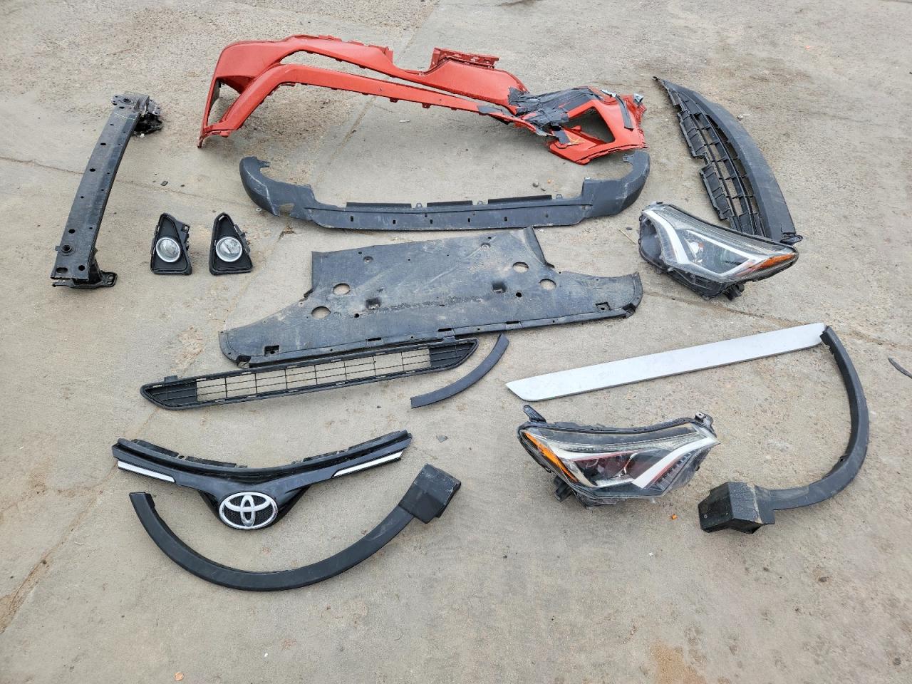 2016 TOYOTA RAV4 XLE photo 37