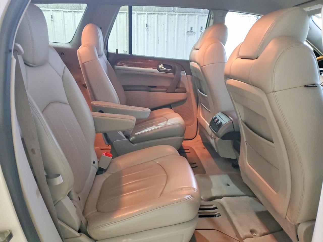2008 BUICK ENCLAVE CXL photo 11